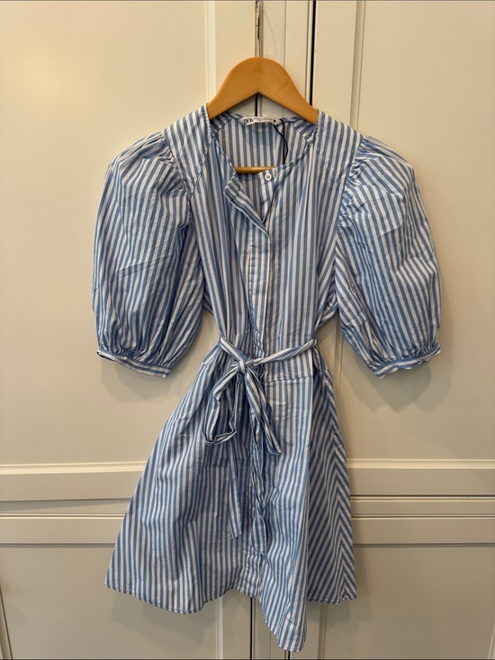 Zara Dresses & Skirts - Zara Blue & White Striped Puff-Sleeve Mini Dress